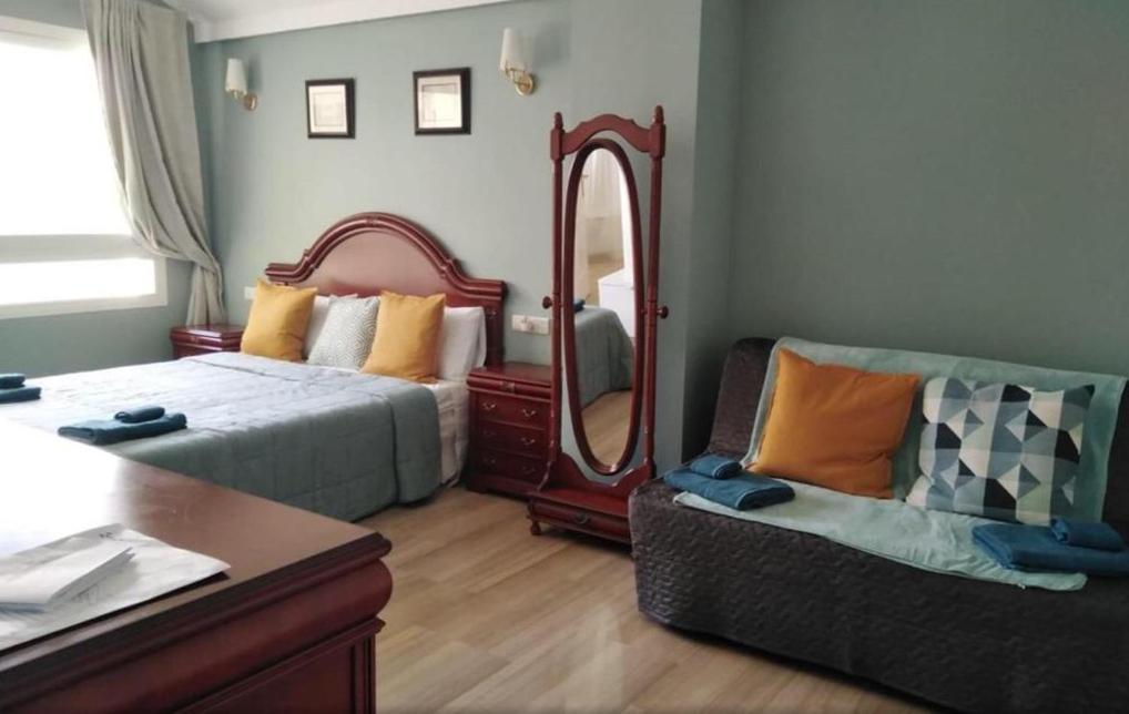 Apartment Penthouse In Puerto Marina *